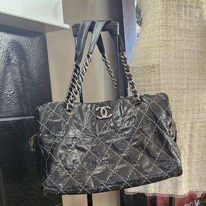 Chanel Black Quilted Women's Bag